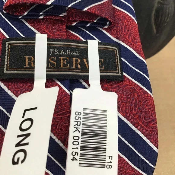 Joseph A. Bank Men’s Reserve Striped 100% Silk Tie NWT - Picture 4 of 6